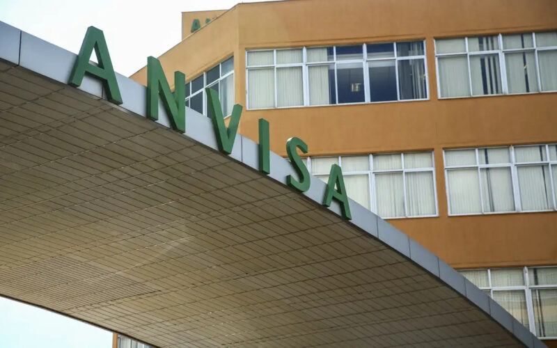 Anvisa suspende venda de manipulados irregulares