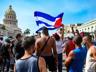 Crise de remédios em Cuba: 'Estão nos matando aos poucos