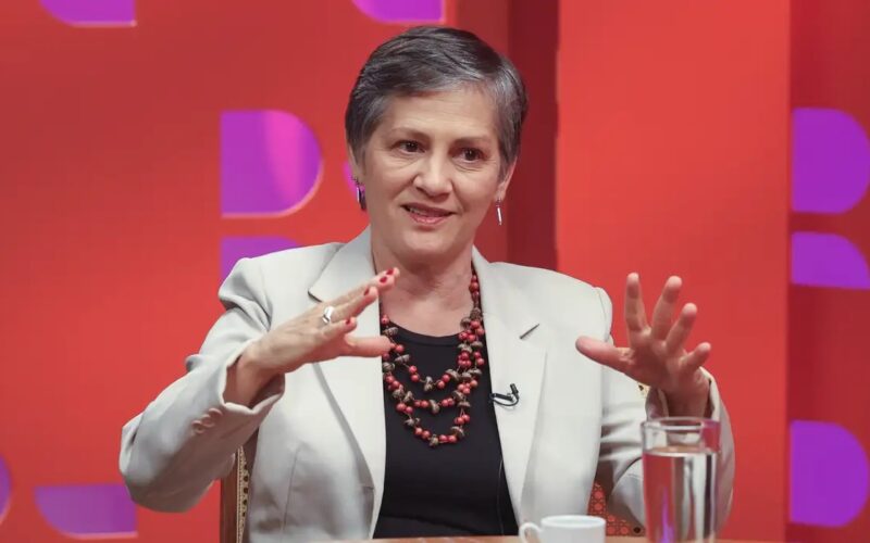 Repórter agredida na Câmara por bolsonarista: Fenaj repudia