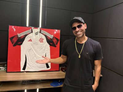 Camisa do Flamengo rifada para lar de mulher com câncer