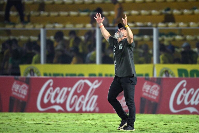 Fluminense perde para Mirassol e perde chance de liderança
