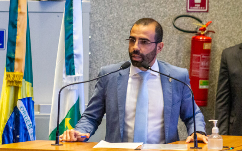 Manzoni lança candidatura a deputado federal com Bia Kicis e Michelle