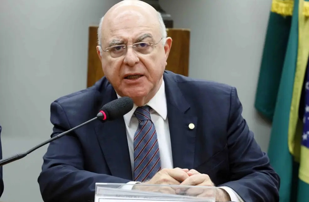 Projeto de minerais críticos: relator retira anuência prévia