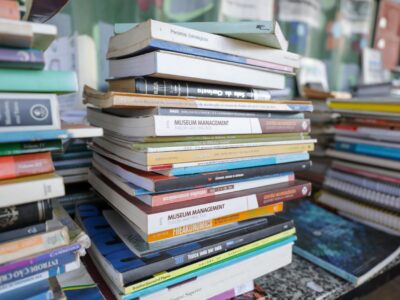 Venda de livros cresce 6,5% no Brasil em 2025; veja balanço