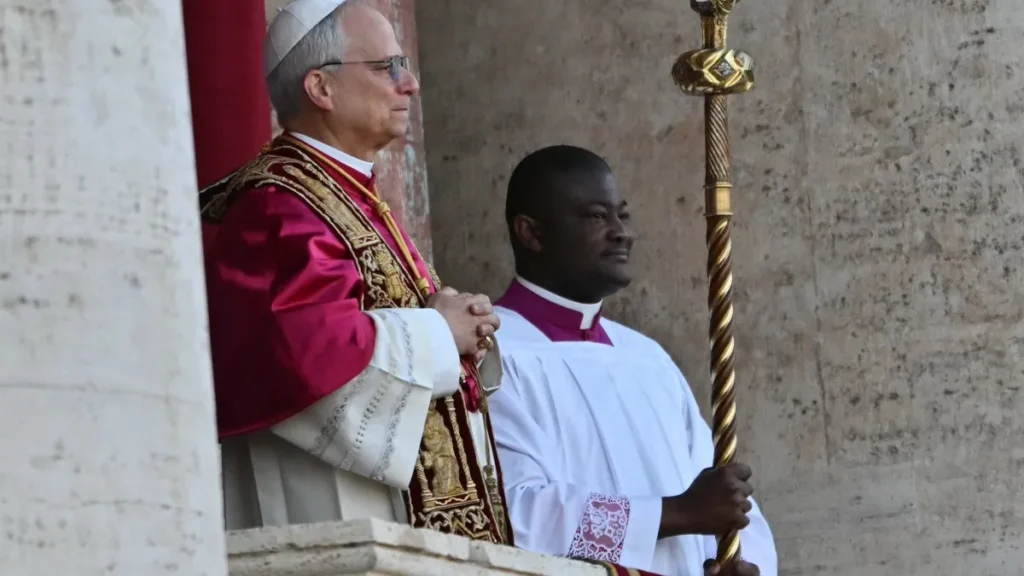 Papa promete a vítimas de abuso: Igreja será "lugar seguro