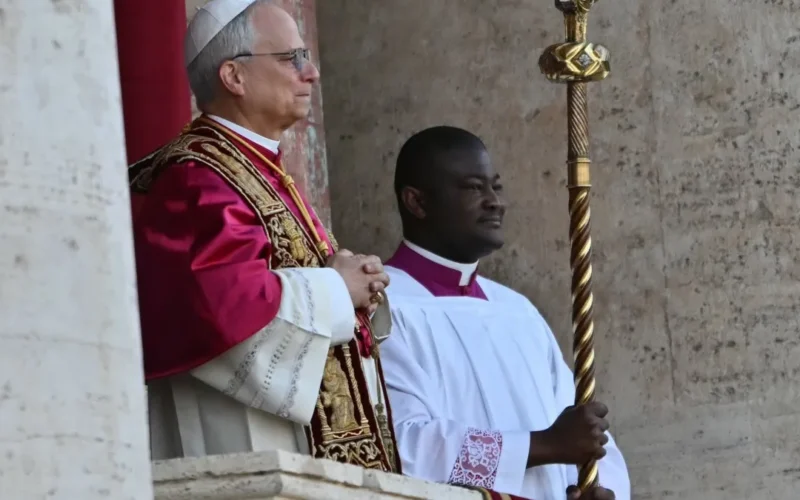 Papa promete a vítimas de abuso: Igreja será "lugar seguro