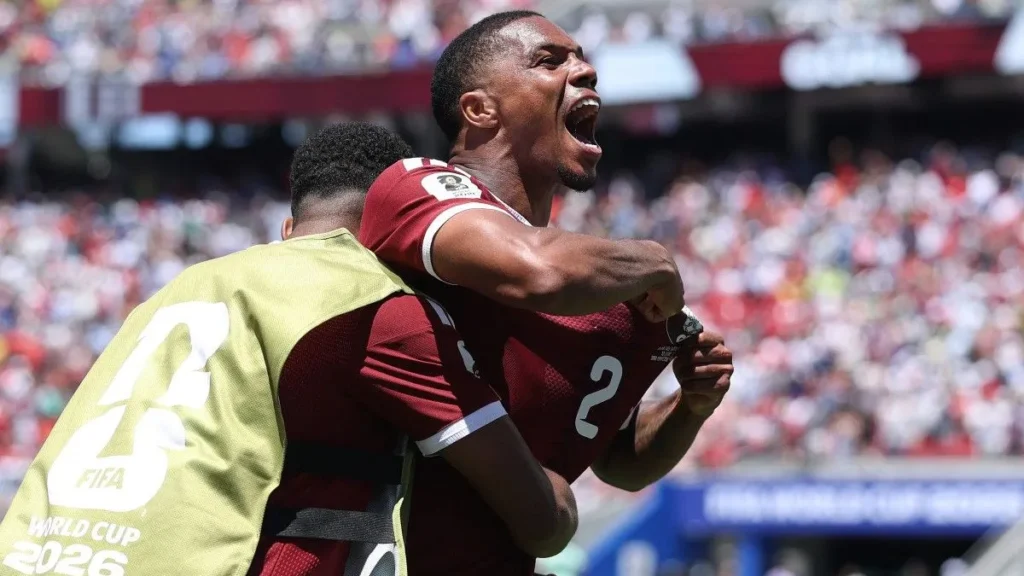 Catar arranca empate heroico nos acréscimos com Suíça e faz história