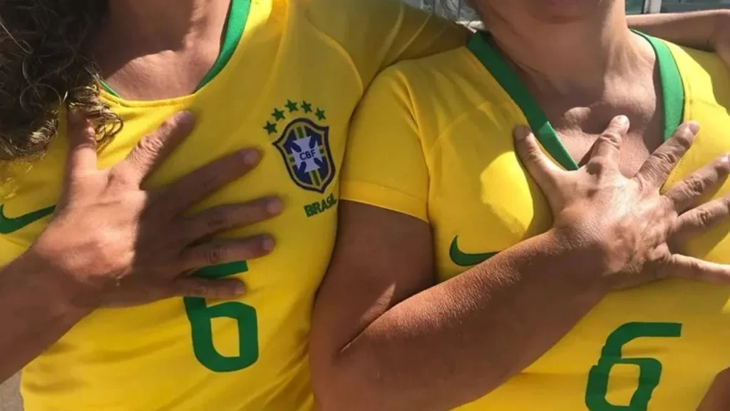 Família com seis dedos em Brasília inspira Brasil na busca pelo hexa