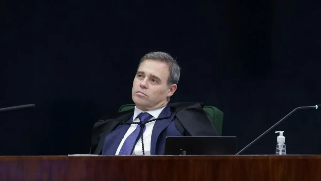 STF autoriza novo inquérito da PF contra Lulinha por tráfico de influência